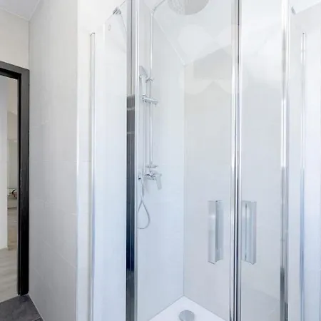 Big Calm Flat In Historical Wenceslas Sq Building * Πράγα